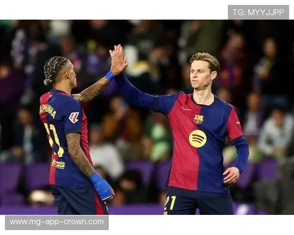 卡马文加vs弗朗基·德容 中场推进能力差距在哪