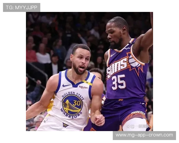 保罗挡拆组织胜库里 助攻更稳拉开攻防