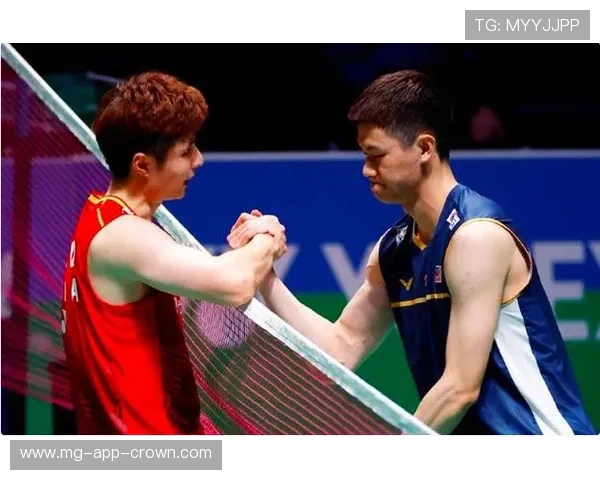 李梓嘉家里居然有个迷你健身房，这体能估计是天生的吧？