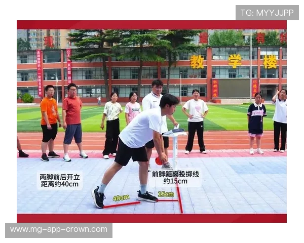 手抛球规则：何时算违例？裁判如何判定掷球动作合规性